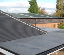 Flat roof on house extension